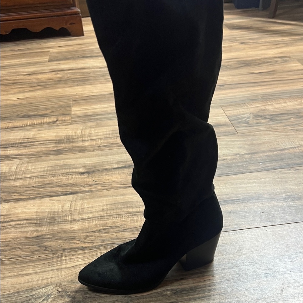 Elegant Black Women's Boots